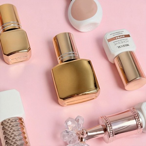 0.5-1s <strong>Individual</strong> <strong>Lash</strong> <strong>Glue</strong> Liquid High Quality Golden Bottles Vegan Waterproof Fast Dry Strong Hold 5ml MSDS Eyelash <strong>Glue</strong> - Product Image 1