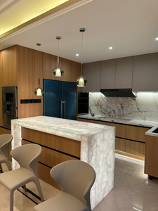 หินโมราหินสังเคราะห์เคาน์เตอร์ครัวเกาะหินคริสตัลธรรมชาติ backlit โปร่งแสงที่กำหนดเอง - Product Image 5