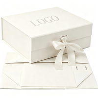 Boîte cadeau pliante magnétique de luxe blanche avec logo personnalisé, fermeture magnétique, boîte d'expédition en carton pour l'emballage de chaussures et de vêtements