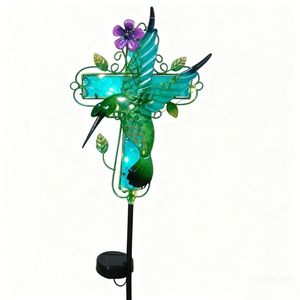 Solarbetriebener Kolibri-Kreuz-Art-Deco-Gartenstecker, handgefertigt, wasserdicht, Metall, Buntglas, Gedenk-LED-Licht für Garten, Rasen, Grab - Product Image 4
