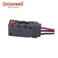 Micro-interrupteur à levier 2 broches Unionwell Micro-interrupteur étanche IP67 à plongeur d'usine de Chine de haute qualité