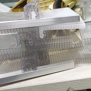 Lámina de <span class=keywords><strong>pared</strong></span> de policarbonato para cortina, sistema de bloqueo <span class=keywords><strong>en</strong></span> U, panel de techo, <span class=keywords><strong>precio</strong></span> de fábrica - Product Image 5