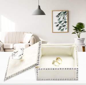 Campione personalizzato ragazze signore orecchini di <span class=keywords><strong>velluto</strong></span> scatola di immagazzinaggio modelli da viaggio scatola portagioie portatile - Product Image 4