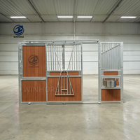 Kits de box pour chevaux préfabriqués en métal galvanisé renforcé, structure en bambou, portes battantes/coulissantes, installation facile