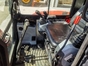 ญี่ปุ่นนำเข้ารถขุดมือสอง Kubota KX165 ที่มีชั่วโมงการทำงานต่ำมาก เหมาะสำหรับงานจัดสวนเบาๆ โดยไม่ต้องใช้งานหนักในการขุดทำลาย - Product Image 4