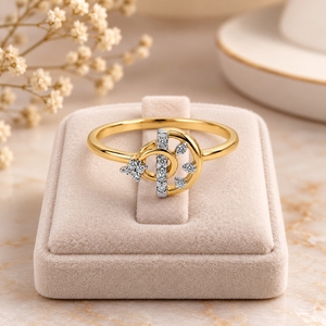 Bague pour femme en or jaune pur 22 carats |   Or 916 marqué d'un sceau |   Design étoile et lune avec accents en pierre |   Bijoux fins - Product Image 4