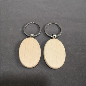 Прямоугольный деревянный брелок с лазерной гравировкой - Product Image 4