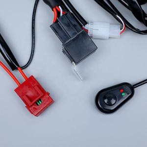 Premium Reines Kupfer 14 / 16 / 18 Awg Drähte 2 Beine Gelände Auto-LED-Lichtverkabelung Kartengurt mit Schalter wasserdichter Verbinder - Product Image 2