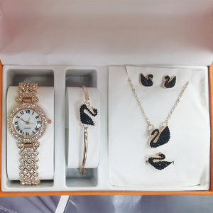 Ретро-кварцевые часы класса люкс с браслетом из нержавеющей стали, комплект украшений: часы, ожерелье, браслет. Персонализированный модный новый набор для особых случаев. - Product Image 6