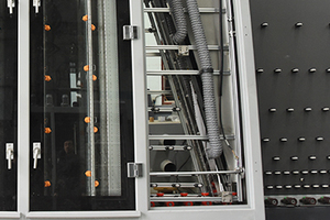 Machine de pressage de plaques, machine de lavage de <span class=keywords><strong>verre</strong></span>, ligne de production automatique de remplissage de gaz pour <span class=keywords><strong>verre</strong></span> isolant à poutre transversale - Product Image 6