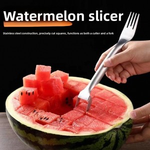 Coupe-pastèque et fourchette – Coupe-melon en acier inoxydable, outil de service pour fruits – Tranchez, soulevez et mangez la pastèque en une seule action – Ki - Product Image 3