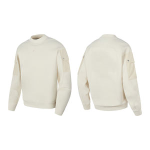 Sweat-shirts pour hommes KingSen Custom Pockets, col rond, épaules tombantes, style rétro streetwear, en coton. - Product Image 5