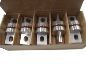 450sbmt điện áp thấp nhiệt cầu chì linh kiện 240V 450a chất bán dẫn gốm cầu chì liên kết 240V đánh giá - Product Image 3