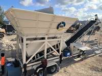 Centrale à béton mobile compacte sur camion, 30 m3/h, prête à l'emploi, avec silo à ciment horizontal, prix usine