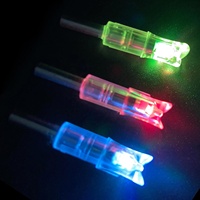 HT Wholesale Nocks en plastique lumineux à LED pour flèches de carabine à poulies, avec outil pour flèches en carbone de calibre .300/7.62mm, pour le tir à l'arc, la chasse et le tir sportif