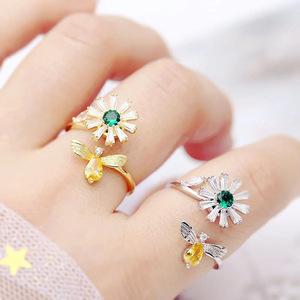 Anello Aperto a Forma di Ape e Girasole Scintillante per Donne, Gioiello da Dito Unico e alla Moda - Product Image 2