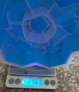 แม่พิมพ์ลูกเต๋าโพลีเฮดรัล 7 หน้าทรงลูกบาศก์ รุ่น DD1646 สำหรับขายส่ง กล่องแบบซ้อนได้ ใช้สำหรับทำน้ำแข็งสำหรับแช่แข็ง ค็อกเทล และเครื่องดื่ม - Product Image 6