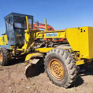 รถเกรดมือสอง KOMATSU GD 523A ของแท้จากญี่ปุ่น สภาพดี ราคาถูก ประสิทธิภาพดีเยี่ยม - Product Image 1