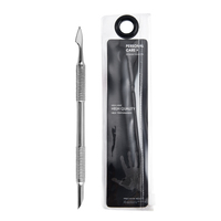 Coupeur de cuticules en métal argenté Qualité de salon Vente en gros Poussoir de cuticules Ongles