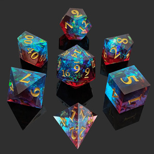 Juego de dados poliédricos D & D hechos a mano de resina de 7 piezas para juegos DND - Product Image 4