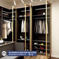 Projet hôtelier au Venezuela : Dressing moderne de luxe avec armoire intégrée et rangement