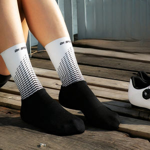 Chaussettes de cyclisme pour <span class=keywords><strong>vélo</strong></span> de <span class=keywords><strong>route</strong></span>, course à pied, escalade, <span class=keywords><strong>été</strong></span>, respirantes, pour hommes et femmes - Product Image 4