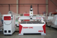Router CNC de Alta Calidad de 3 Ejes 1325 1530 Atc para Trabajar la Madera, Máquina CNC para Grabado y Corte 3D