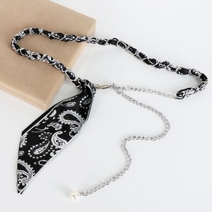 Cadena de Cintura con Pañuelo de Seda para Mujer, con Cadena Dorada y Perlas de Imitación, un Accesorio de Cintura Elegante. - Product Image 1