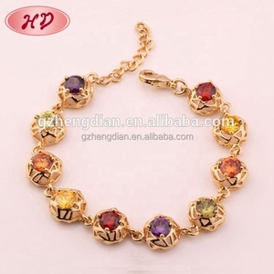 Bracelet promotionnel plaqué or 18 carats, nouveau design, bijoux fantaisie, bracelet à breloques pour femme, vente en gros - Product Image 3