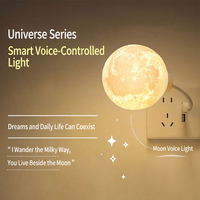 Lampe de nuit LED en forme de planète avec commande vocale, alimentation USB, lumière ambiante RGB pour chambre à coucher, chambre d'enfant, hôtel, maison