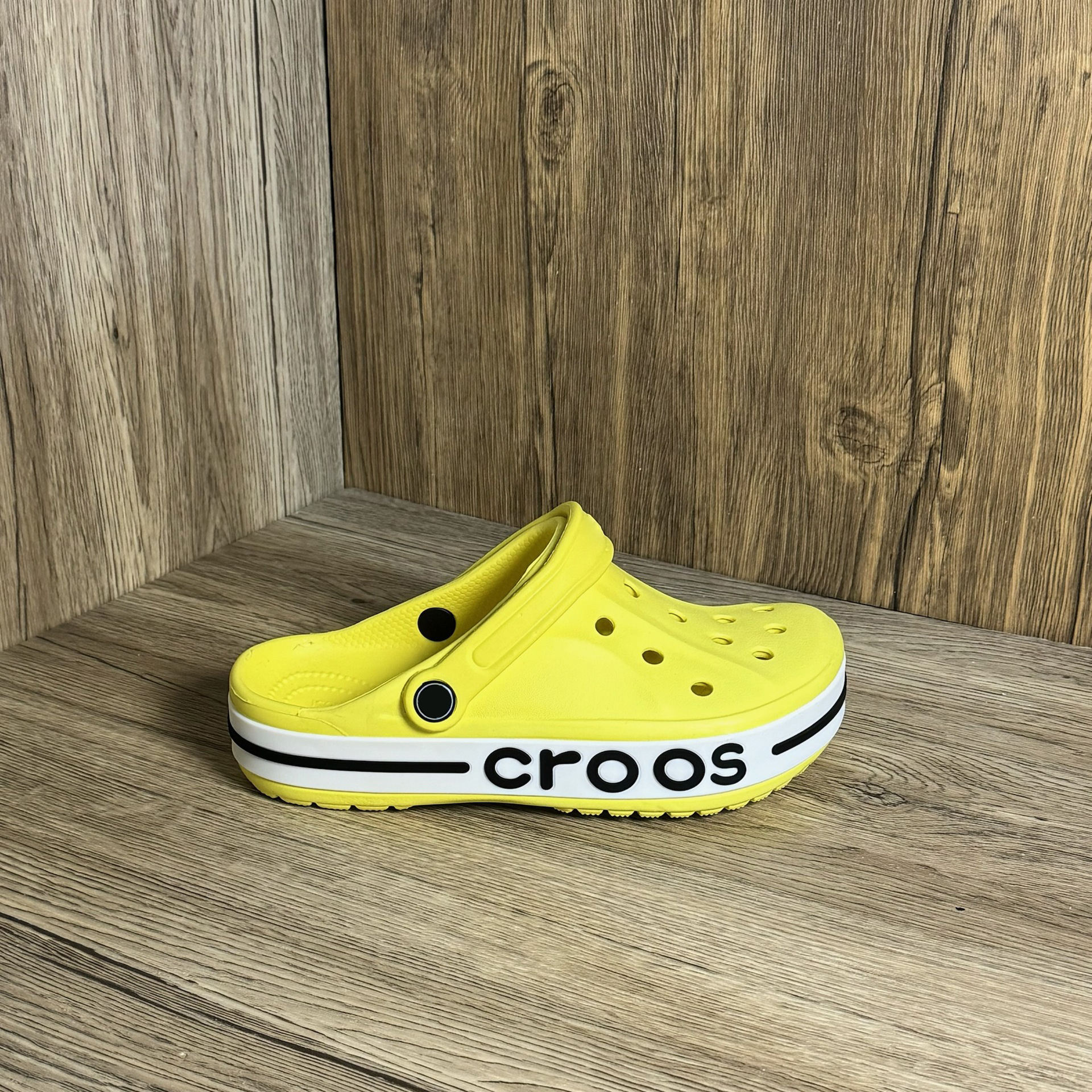 สีเหลือง