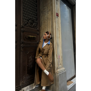 Manteau trench marron pour femme, détail fente latérale, style décontracté, tissu en coton tricoté, fermeture à ceinture, décoration boutonnée, personnalisé pour le printemps - Product Image 2