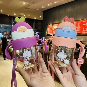 Bébé bébé mignon bébé apprenant à boire de l'eau avec embout buccal bouteille <span class=keywords><strong>d</strong></span>'eau portable avec poignée et sangle - Product Image 3