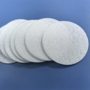Disque filtrant à eau 44 mm en tissu non tissé, installation facile pour pomme de douche et filtre de robinet - Product Image 1