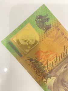 小道具のお金 オーストラリアドル オーストラリア金箔紙幣 100オーストラリアドル 記念硬貨 コレクションギフト - Product Image 5