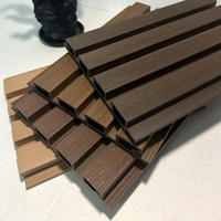 Revêtements muraux extérieurs en composite bois-plastique (WPC) rainurés, imperméables et résistants à l'humidité, pour la décoration de façades de maisons, panneaux muraux extérieurs