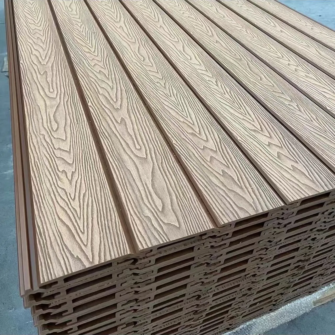 Rivestimenti per pareti in composito di plastica di legno esterno facile installazione pannello di rivestimento a doghe in wpc goffrato 3d per la costruzione di case