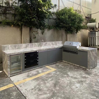 Machine à griller professionnelle Kebab Poulet de chair vertical Fours personnalisés haut de gamme de luxe et armoires combinées Barbecue