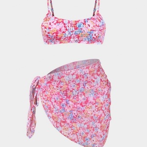 Ensemble de maillot de bain bikini à volants et imprimé floral personnalisé en 3 pièces pour femmes rondes - Product Image 2