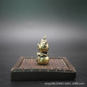 Llavero con figura de buey de latón, accesorio para llaves de coche, amuleto de la suerte, regalo para el año del buey - Product Image 3