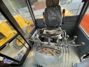 รถขุดมือสอง Caterpillar Cat 320c CAT 320D ราคาถูก สภาพ 95% รุ่น Cat 320 320c 320gc 320d CAT320 ขาย - Product Image 3