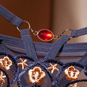 Cotone <span class=keywords><strong>di</strong></span> Base Del Merletto Delle Signore Sexy Perizoma Con Pendente <span class=keywords><strong>Di</strong></span> <span class=keywords><strong>Lusso</strong></span> della Biancheria Intima delle Donne del Commercio All'ingrosso - Product Image 4