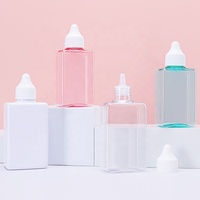 Bouteille distributrice carrée transparente en plastique PET de 100-150 ml avec logo personnalisé, vide, pour désinfectant pour les mains ou savon liquide