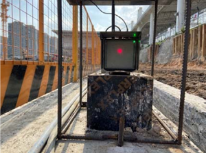 Mesureur de déplacement <span class=keywords><strong>laser</strong></span> bidimensionnel X/Y <span class=keywords><strong>Mesure</strong></span> bidirectionnelle Précision de 0.5mm pour la surveillance en temps réel - Product Image 3