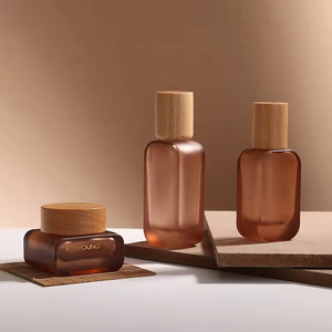 Bouteilles et pots cosmétiques bruns pour crème visage avec pompe pulvérisatrice, contenant en plastique, couvercle en plastique 30g/50g 30ml/50ml - Product Image 5
