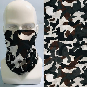 Ready Stock all'ingrosso <span class=keywords><strong>uomo</strong></span> senza cuciture <span class=keywords><strong>collo</strong></span> Camouflage ghette protezione solare maschera per il viso <span class=keywords><strong>Bandana</strong></span> per il ciclismo per le scene all'aperto - Product Image 3