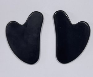 Black Heart-Shaped Xiuyan Jade Guasha Board for Skincare - Product Image 5