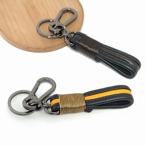 Porte-clés de voiture en cuir personnalisé, fabricant de porte-clés en gros, porte-clés en métal et cuir personnalisé avec logo de marque de voiture en PU - Product Image 2