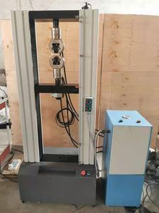 Machine d'essai universelle électronique avec poignées hydrauliques - Product Image 2