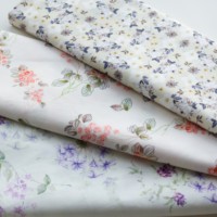 Tissu imprimé numérique floral 100 % coton, respirant, haute résolution, sans MOQ, le mieux noté, pour robes personnalisées et boutiques (par la yard)